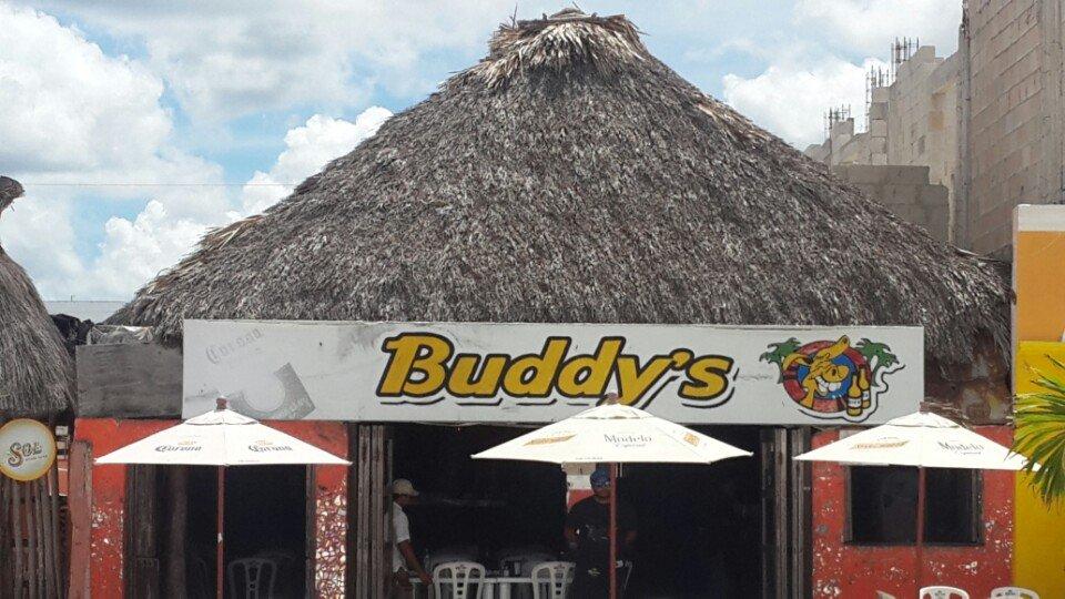 Buddys Bar