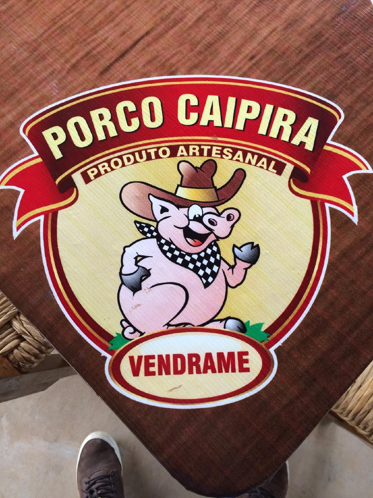 Porco Caipira - Pão com Linguiça