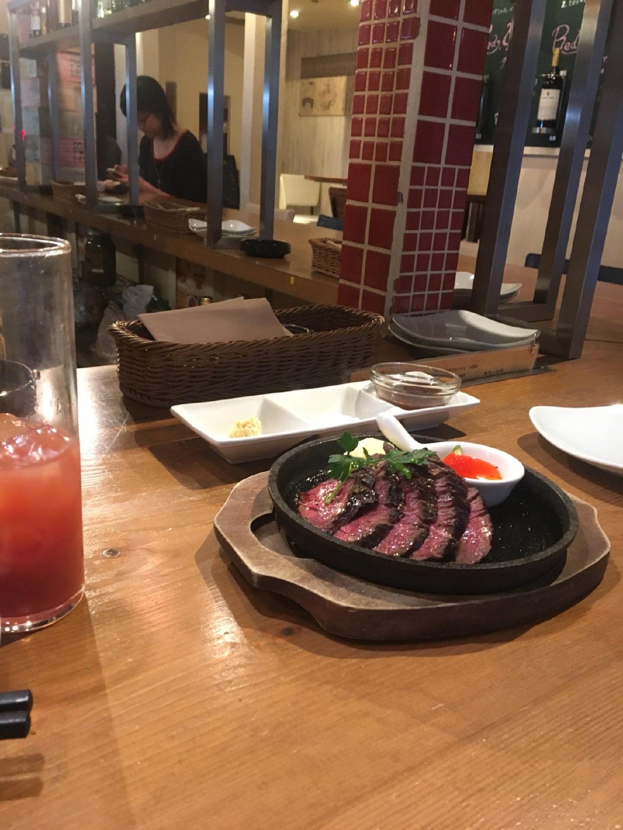 肉バル　モック
