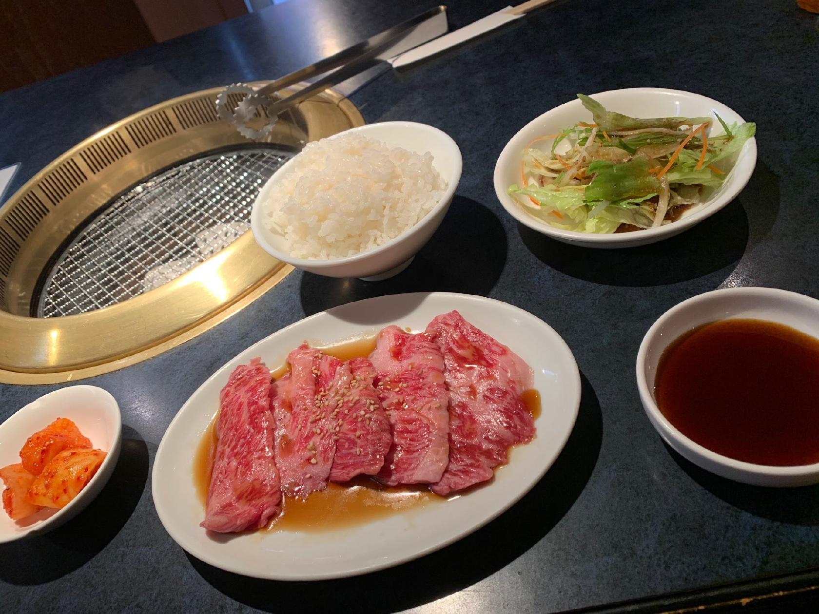 黒毛和牛焼肉 七甲山 学芸大学店