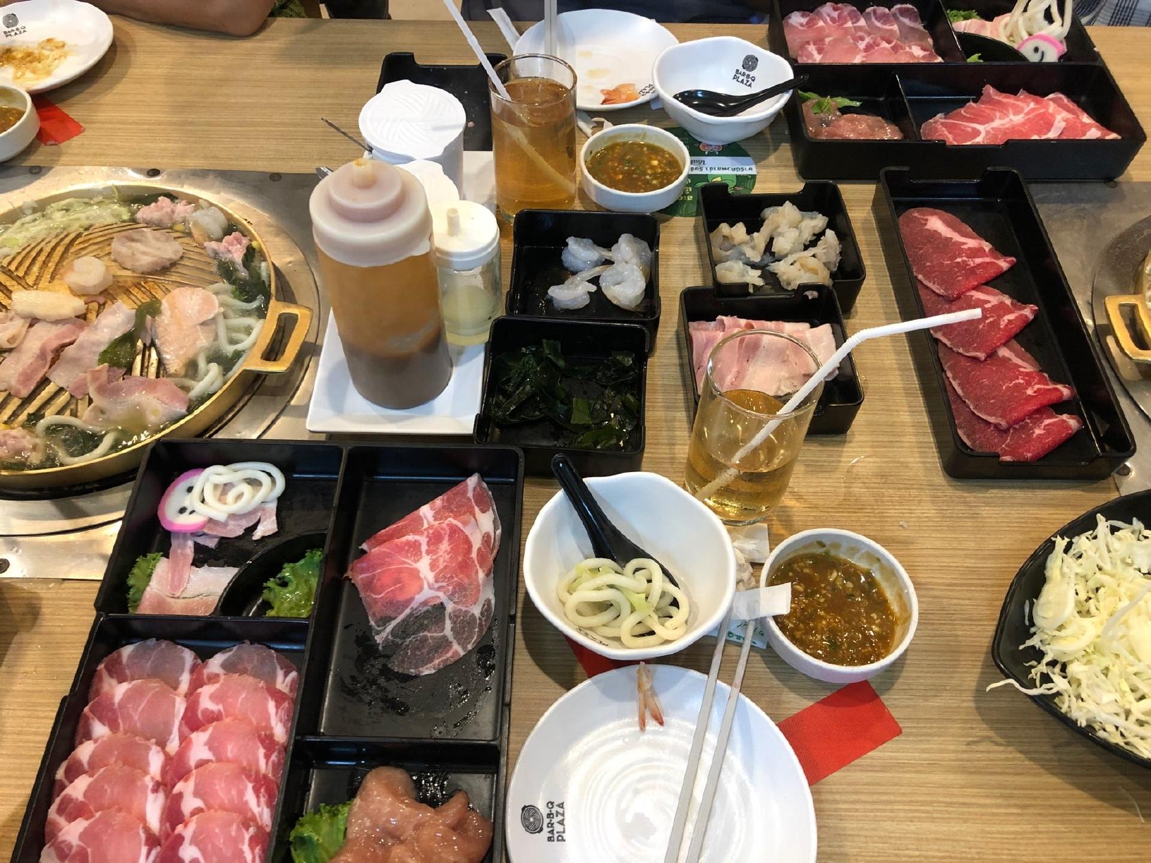 Bar B Q Plaza