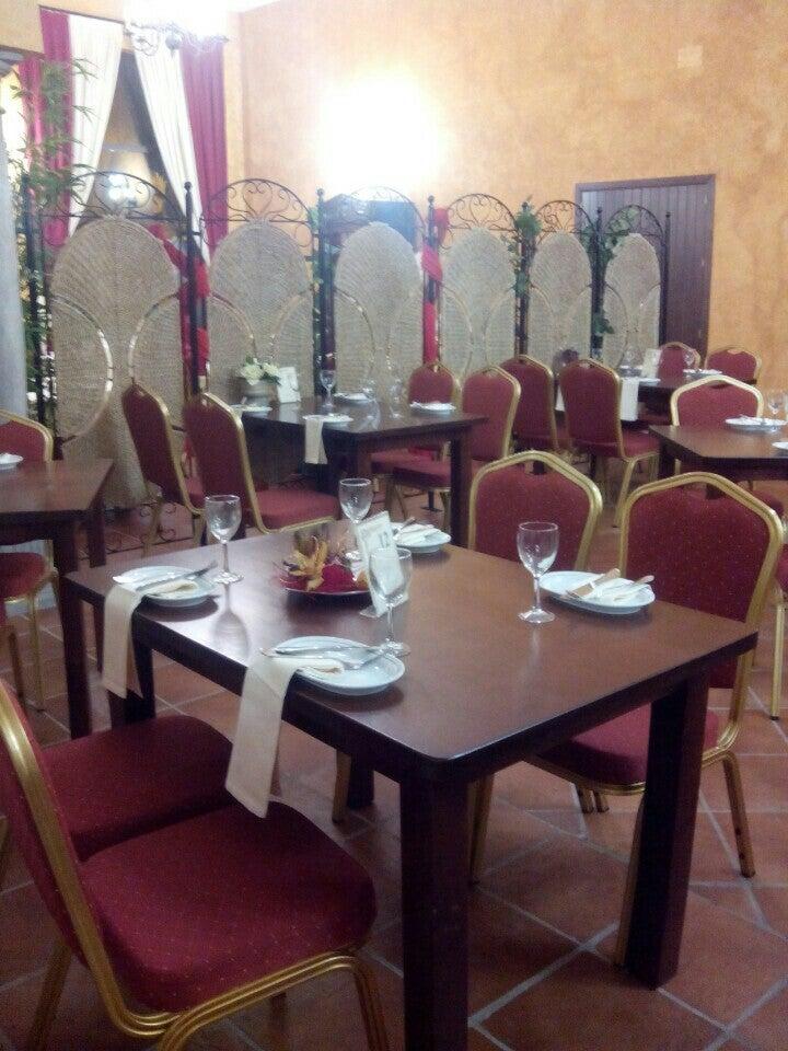 Salón Jardines del Rey Fernando III El Santo