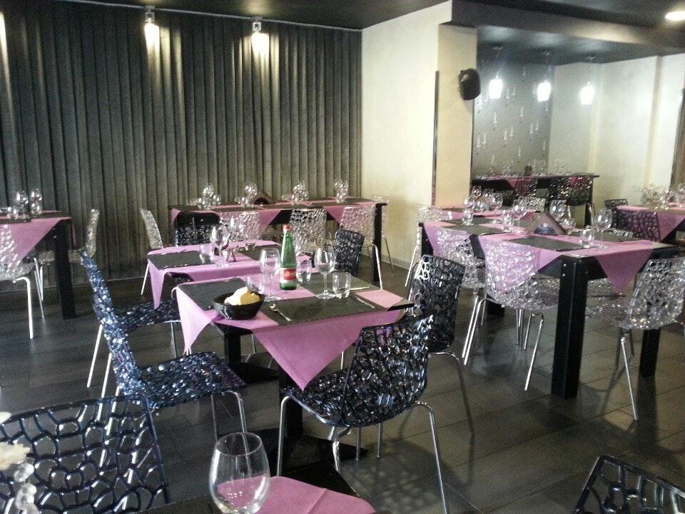 Ristorante 4us Risto/Pizzeria Lounge Bar Disco Club