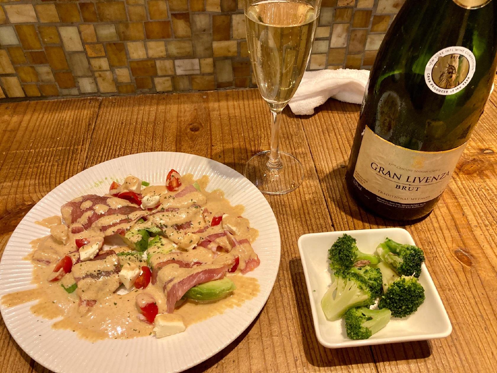 PIZZA & WINE ESOLA