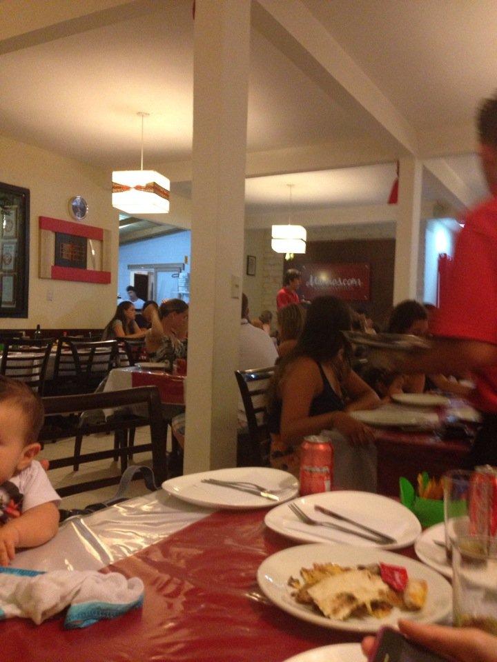 Mannos Restaurante e Pizzaria