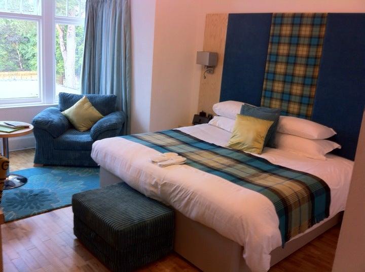 Clubhouse Hotel