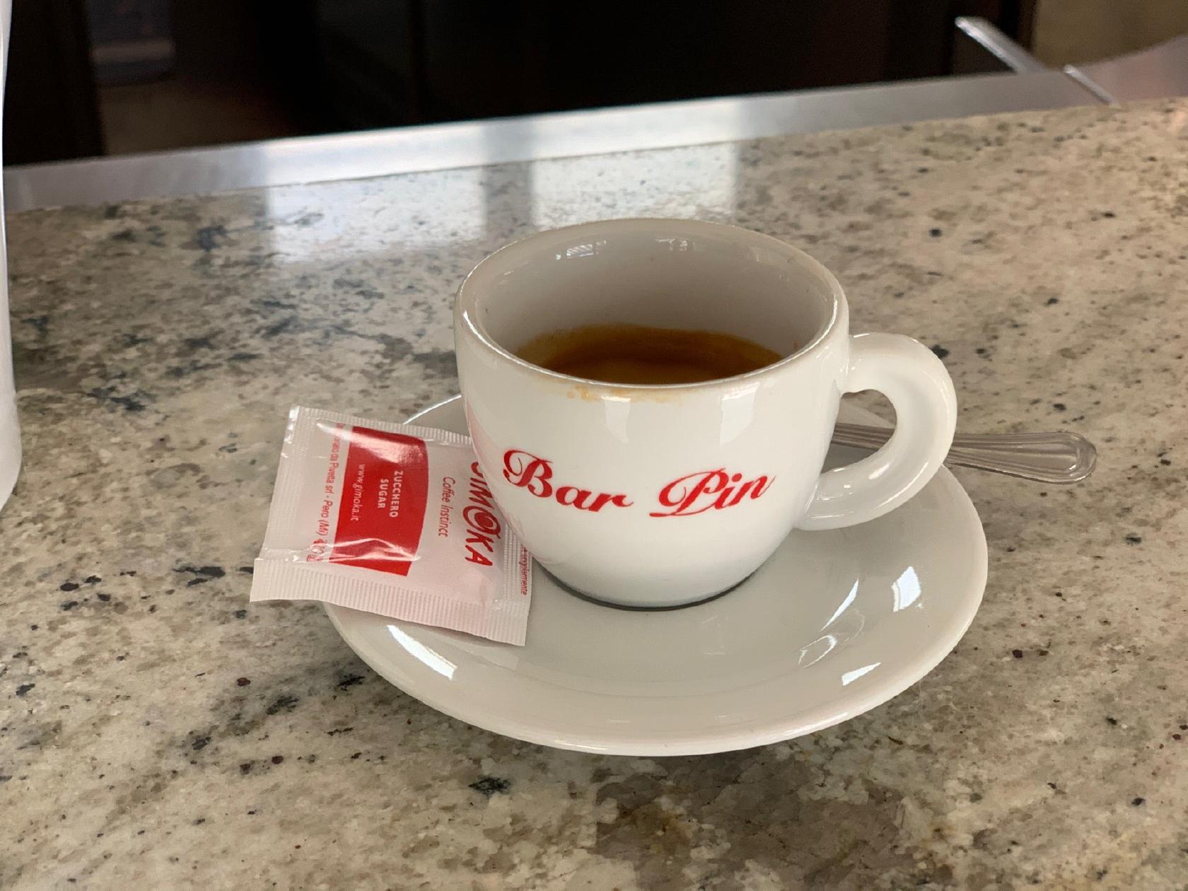 Bar Gelateria Pin - Burgheria Pizzeria