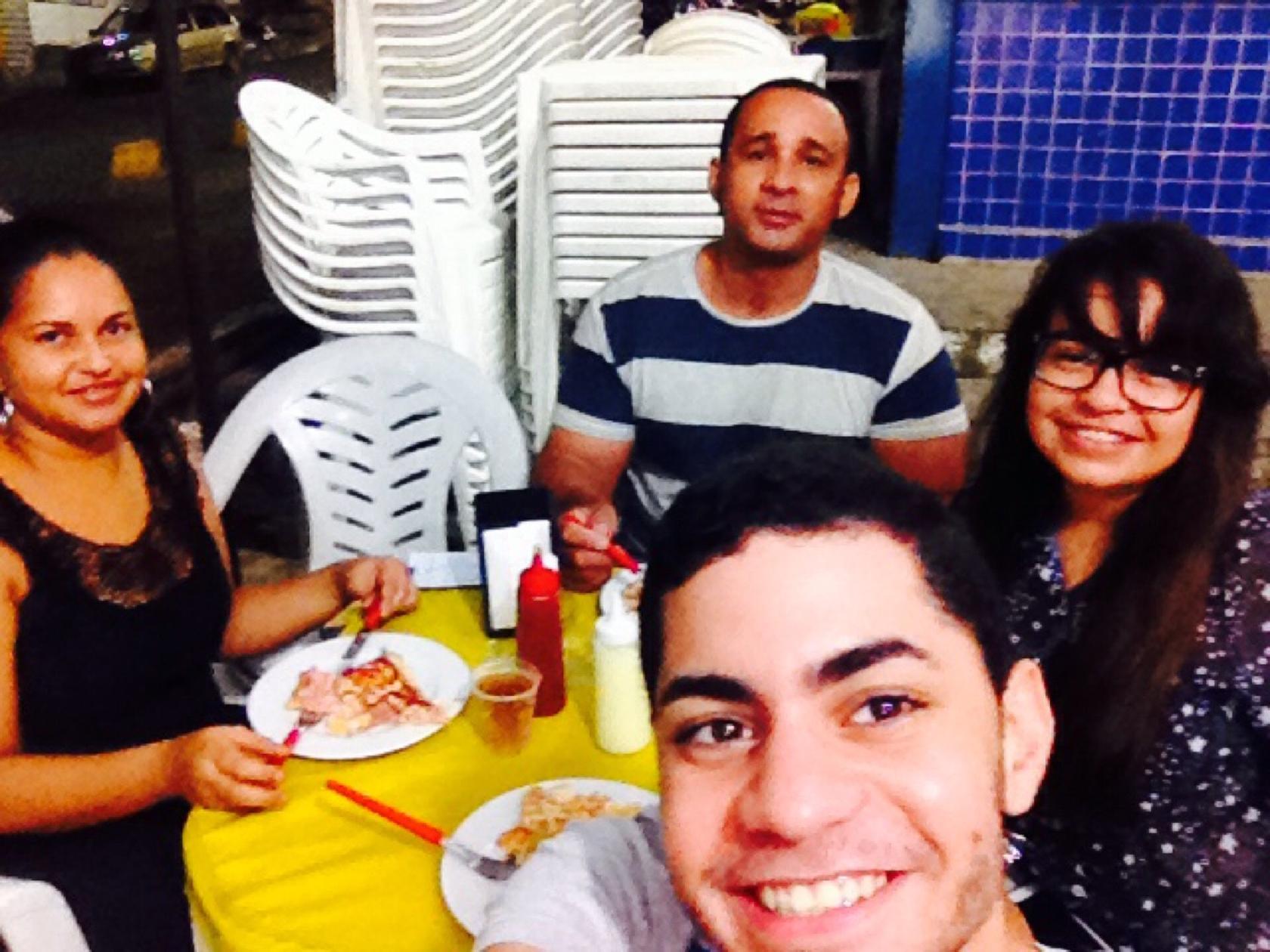 Kachorro Kente e Pizzaria do Bí