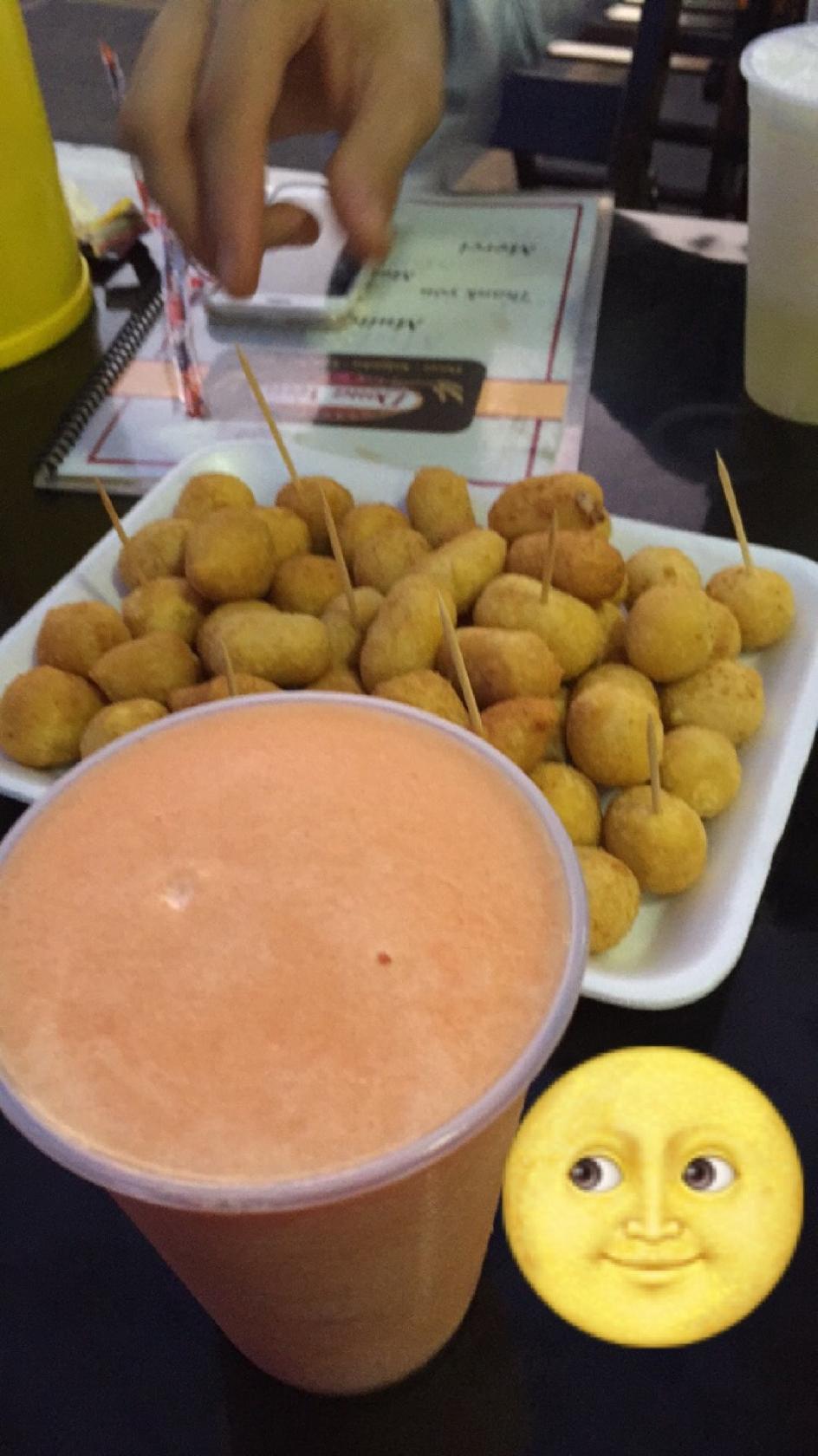 Dona Vera Doces e Salgados