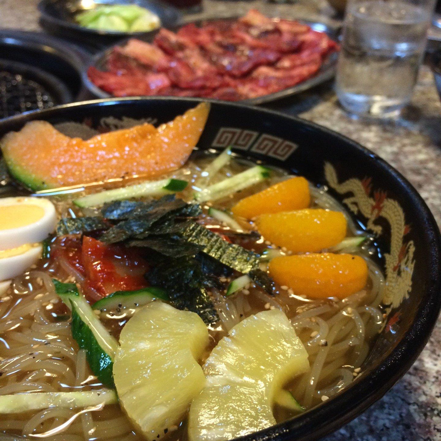 焼肉 酒樽