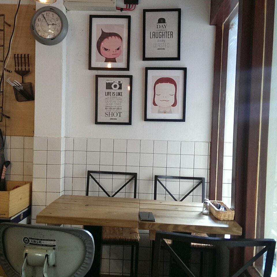 A Mini Bistro。小館