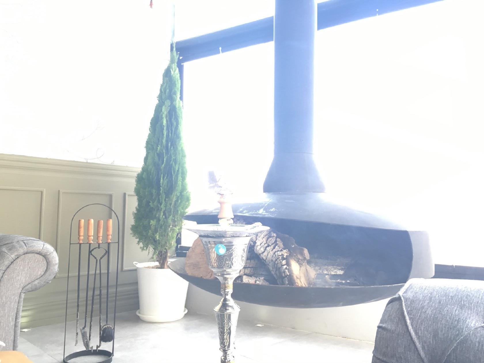 Chillax Café