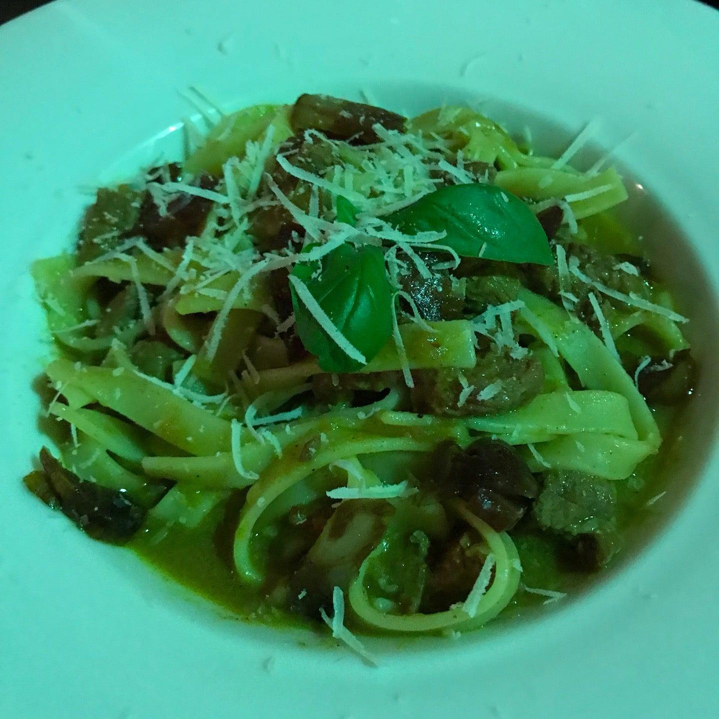 Mano Artisan Bakery Pizza Pasta
