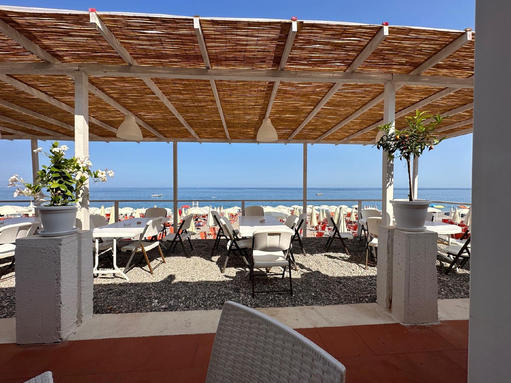 Lido Tropicana - Restaurant - Beach Bar