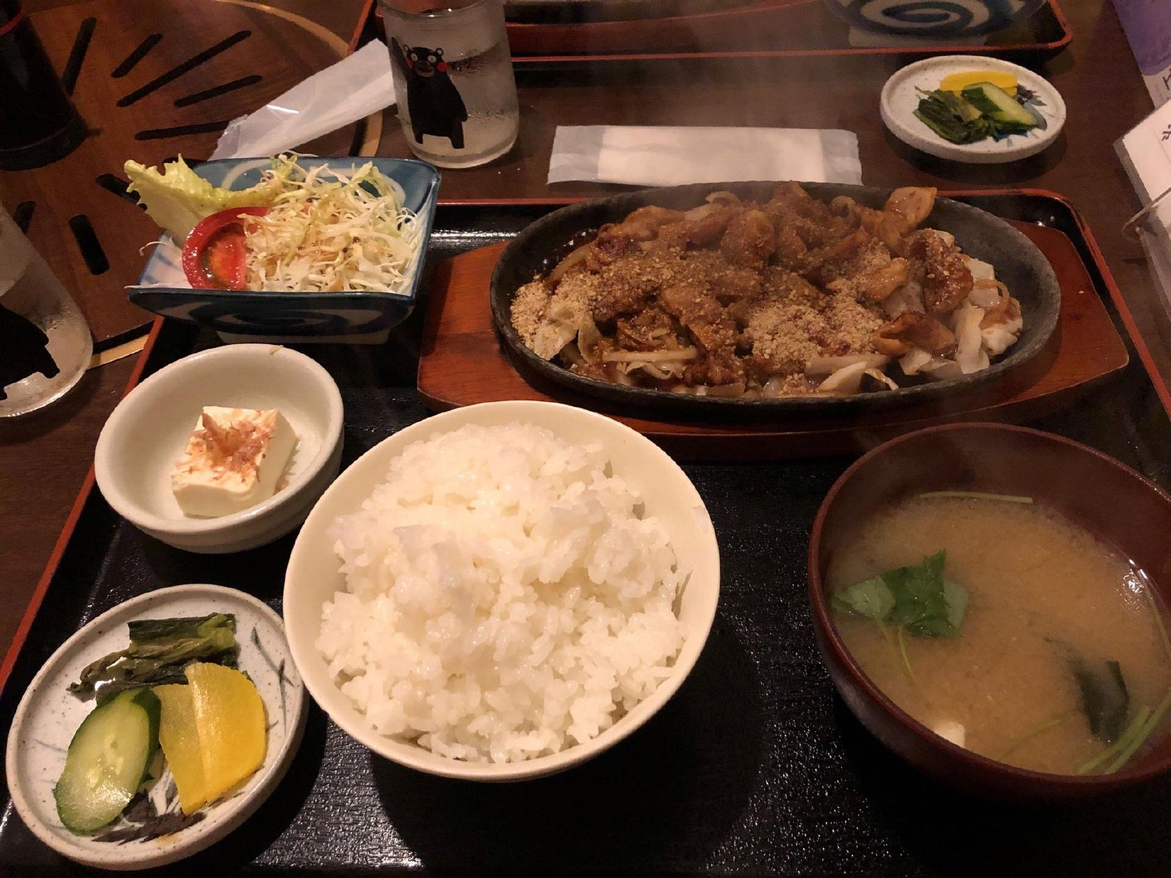 やきにくの郷