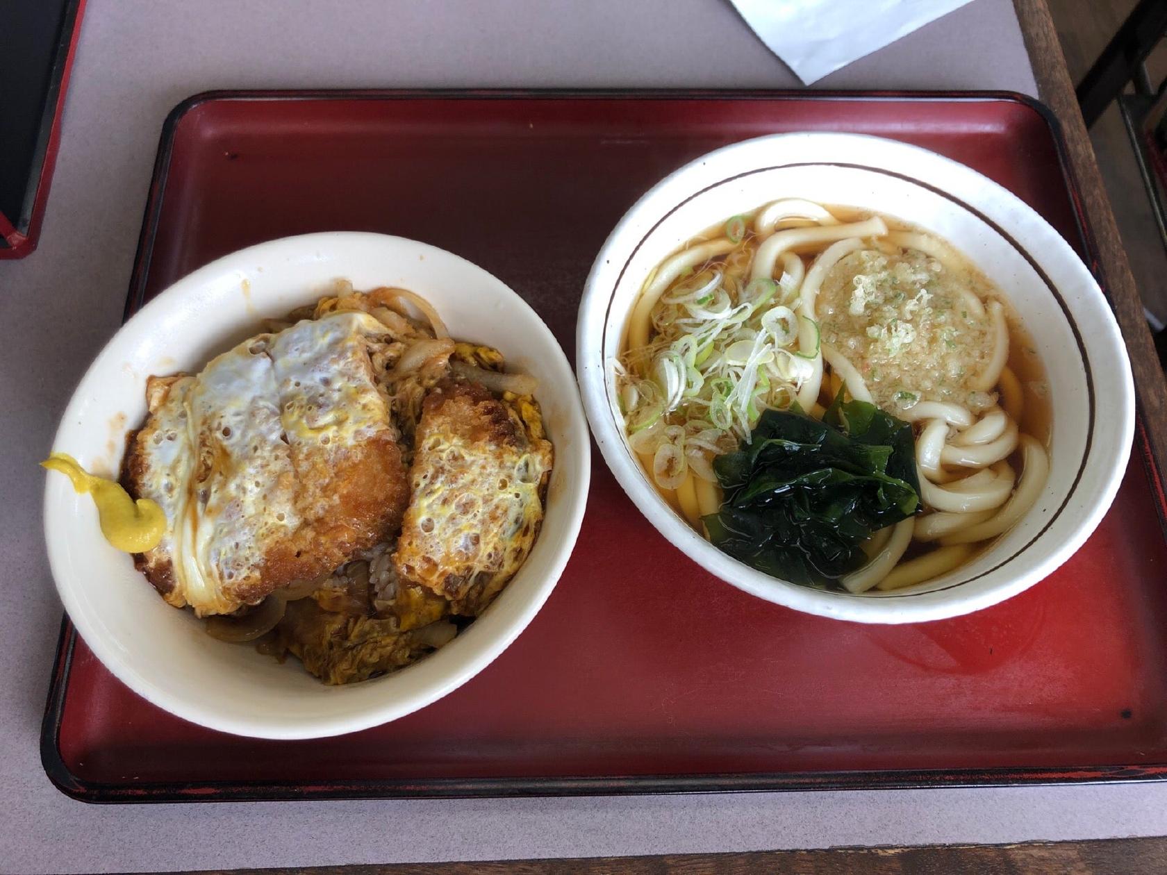 山田うどん食堂 木曽根店