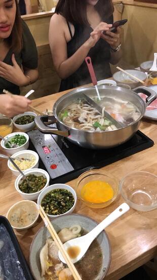 พุงกาง ชาบู