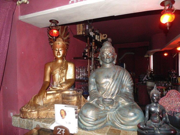 Purr Purr Oriental Pub