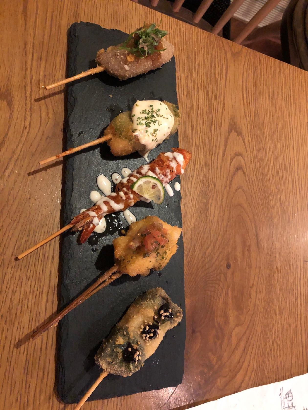串カツ酒場 串勝六角屋 京都山科店