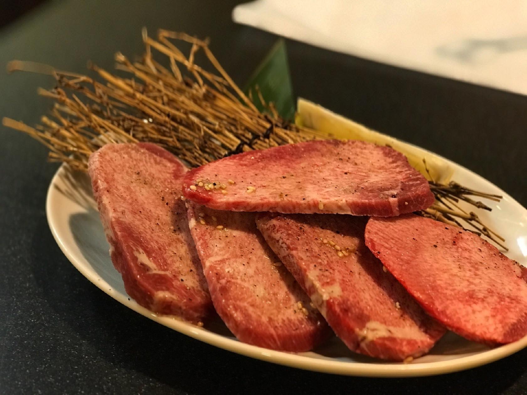 じうん