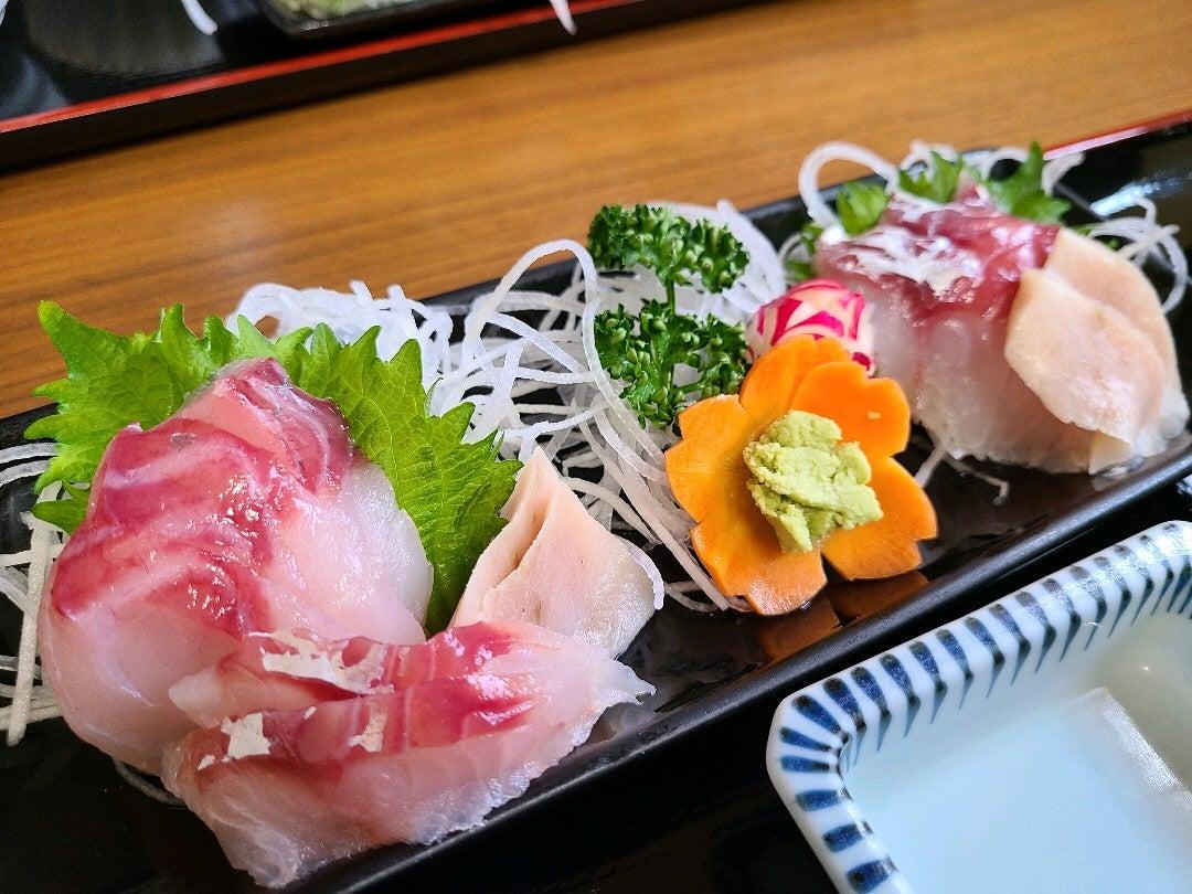 食堂 こけし