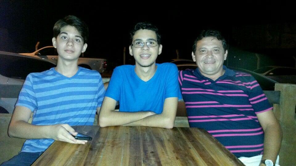 Pau D'arco Pizzaria e Churrascaria