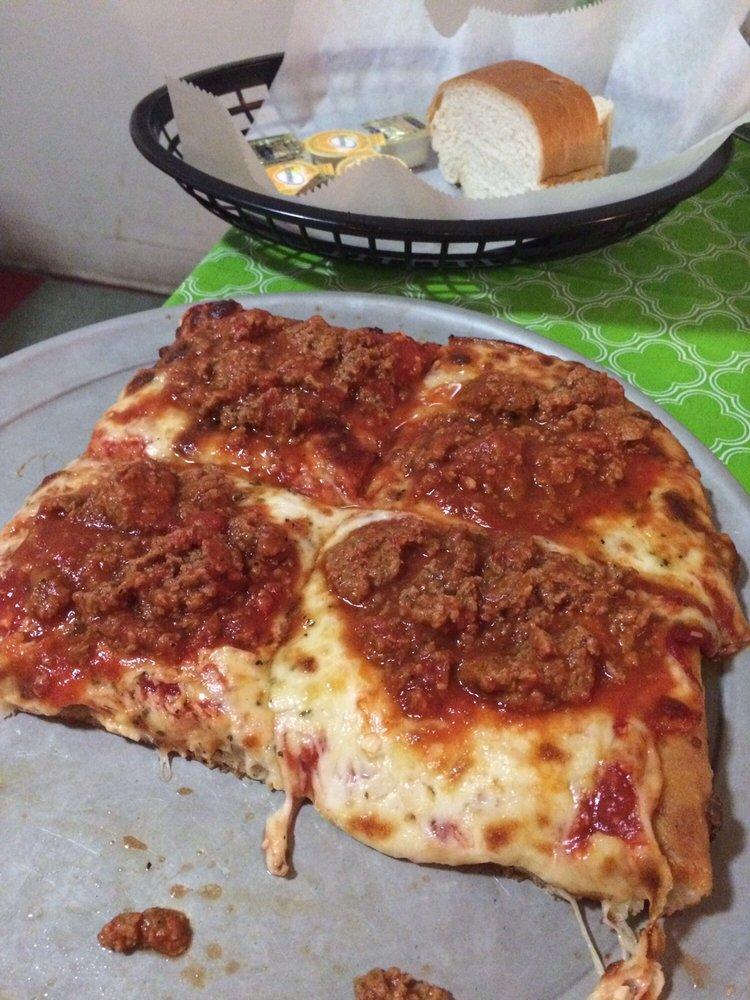 Senape's Tavern Pitza