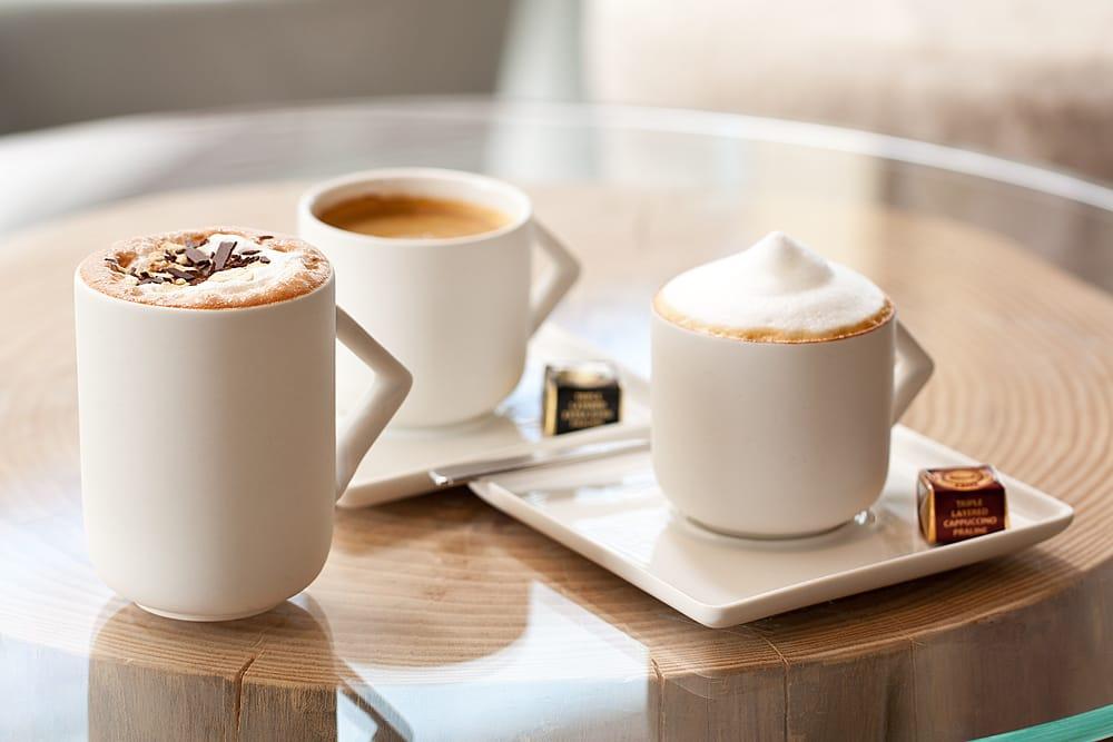 5 Gourmet Restaurant & Bar