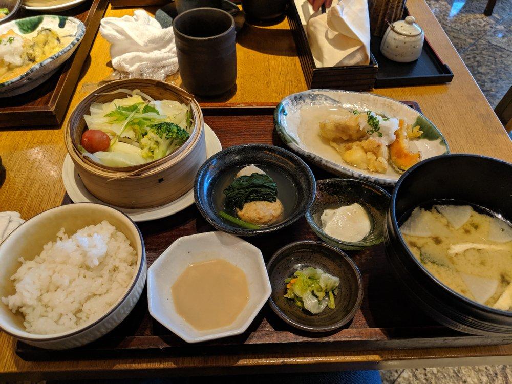 響 有楽町店