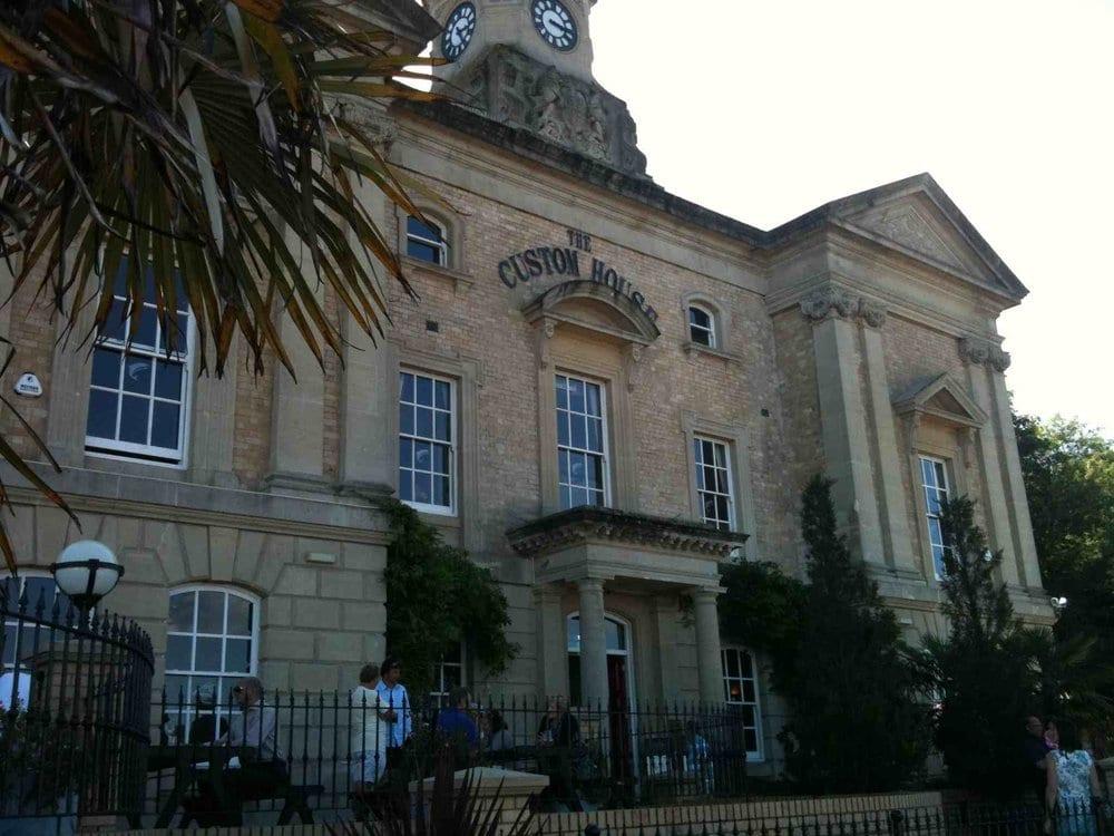 The Old Custom House