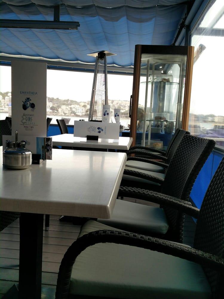 Alma Beach & Cocktail Bar - Steak House - Thin & Crispy Pizza