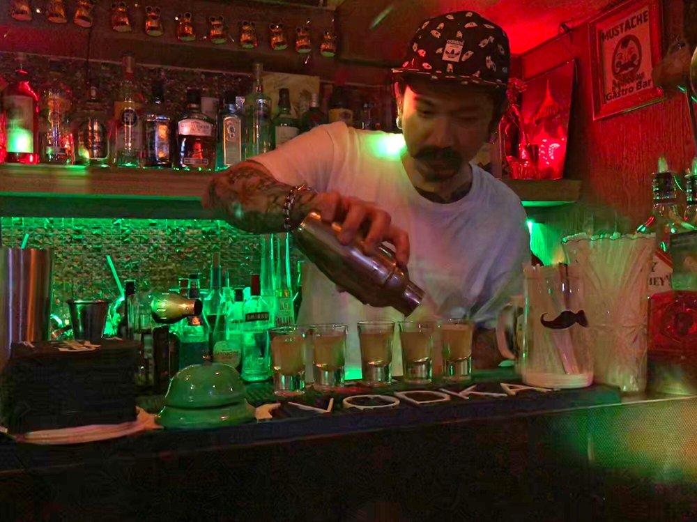 ムスターチェ ガストロ バー