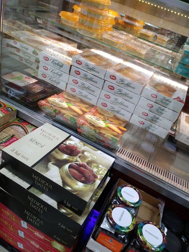 International Food Market & Cafe