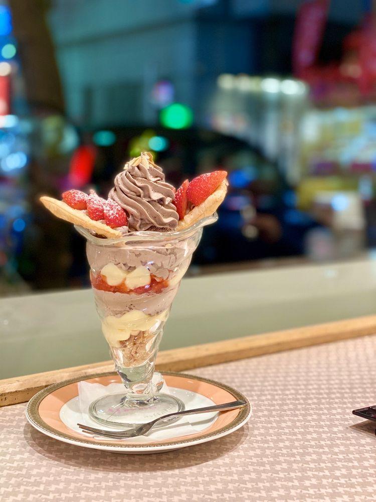 Almond Cafe et Patisserie 銀座店