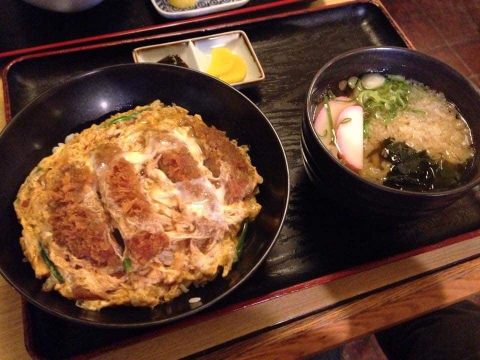 こまどりうどん井尻店