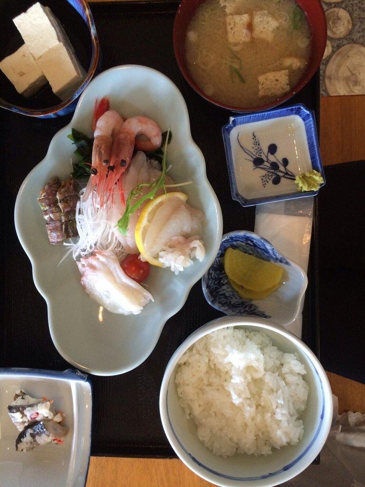食事と民宿 八幡