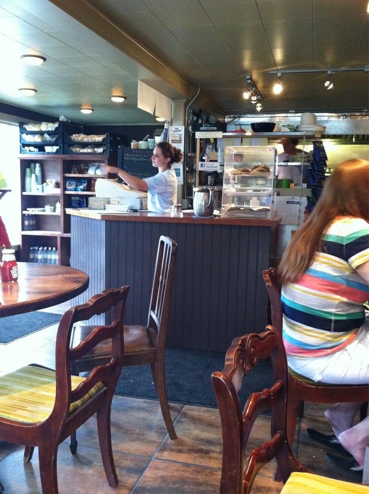 Menemsha Cafe