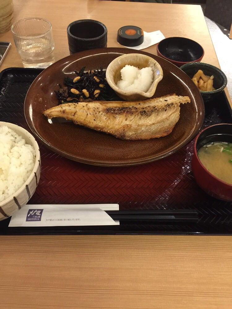 大戸屋 経堂コルティ店