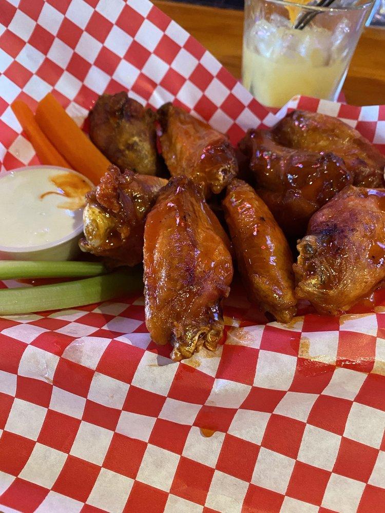 Parrott's Sports Grille