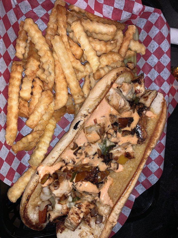 Hanny's Bar & Grill