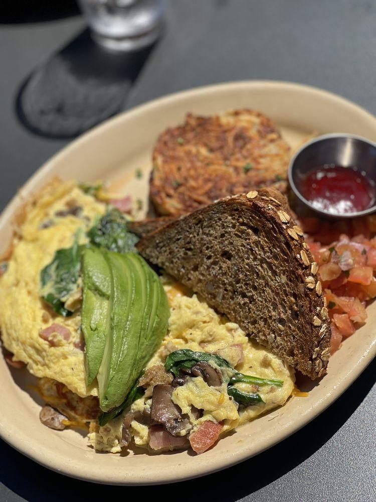 Snooze, an A.M. Eatery