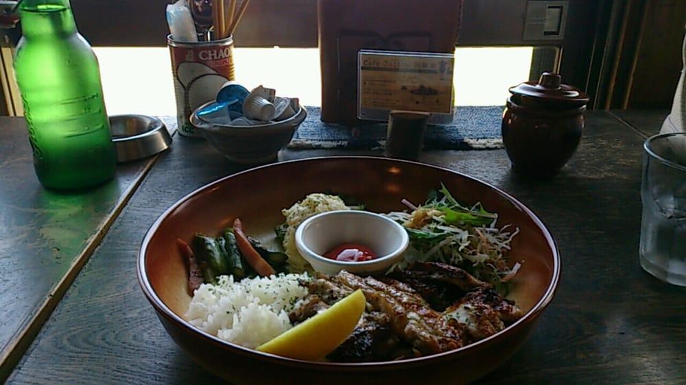 カフェ・ジャリブ