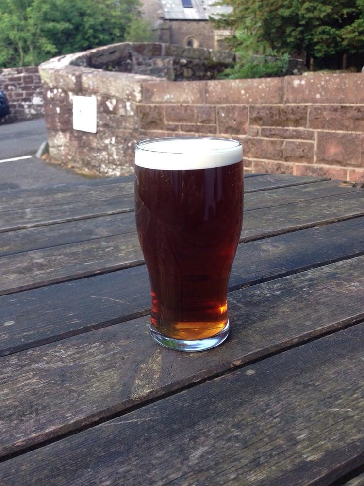 Fox & Hounds Inn