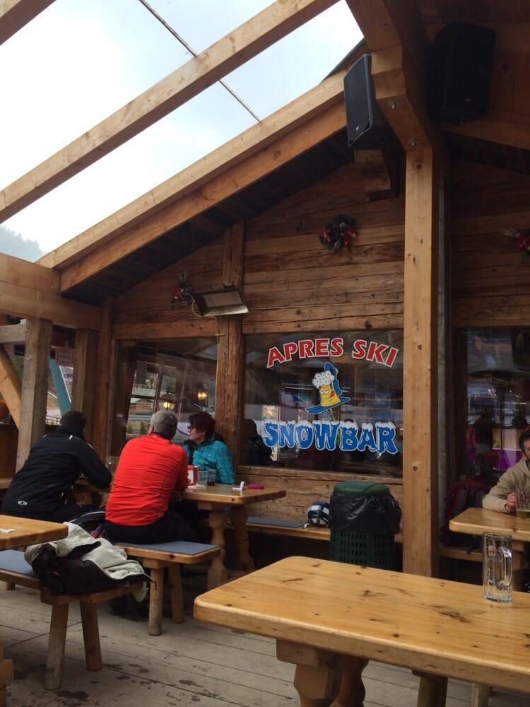 Bacher's Apreski Snowbar