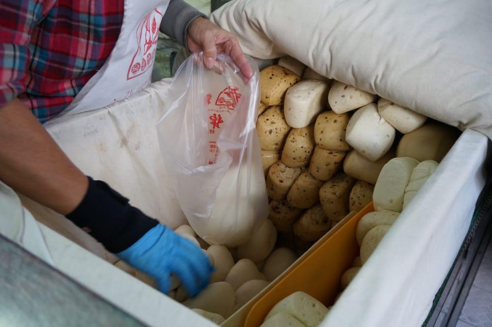 六張犁饅頭