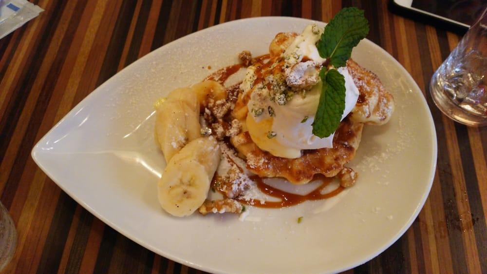 hole hole cafe&diner 新宿東口