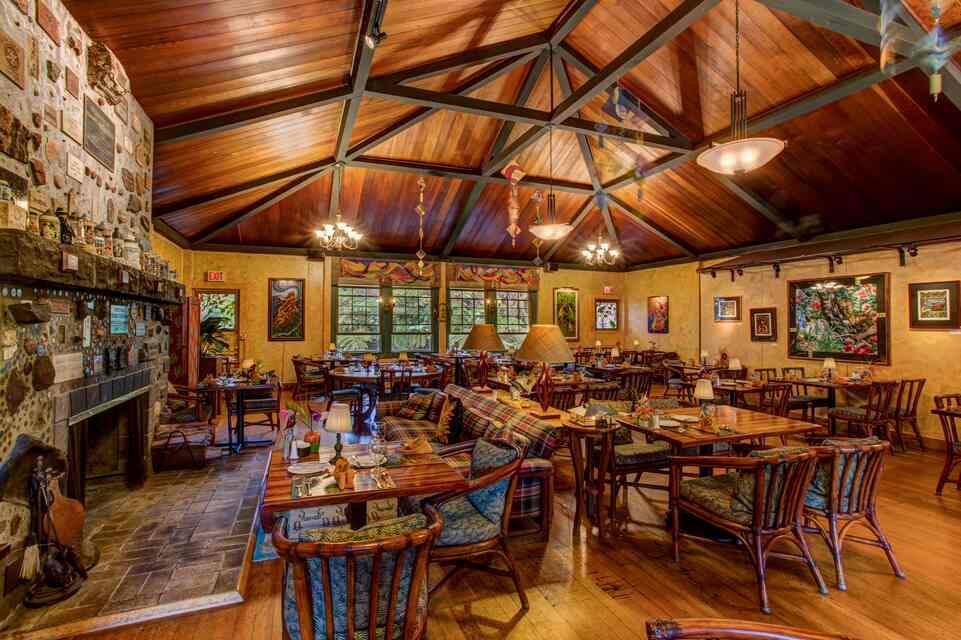 Kilauea Lodge and Restaurant