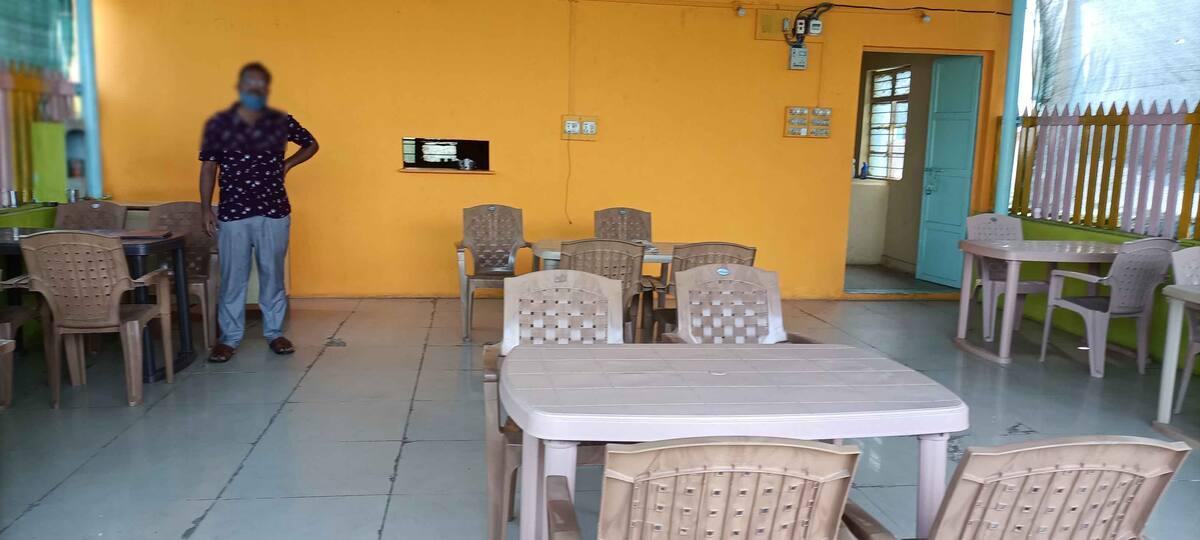 Sonu Garden And Family Restaurant