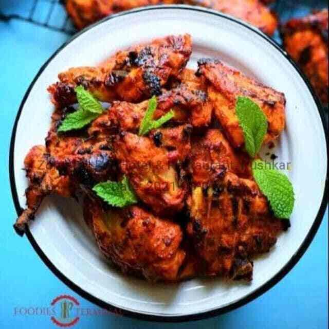 R R Hotel & Restaurant