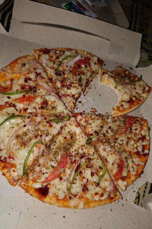 SINGH'S TOWN CAFE